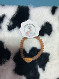 Natural beaded shell stretchy bracelet